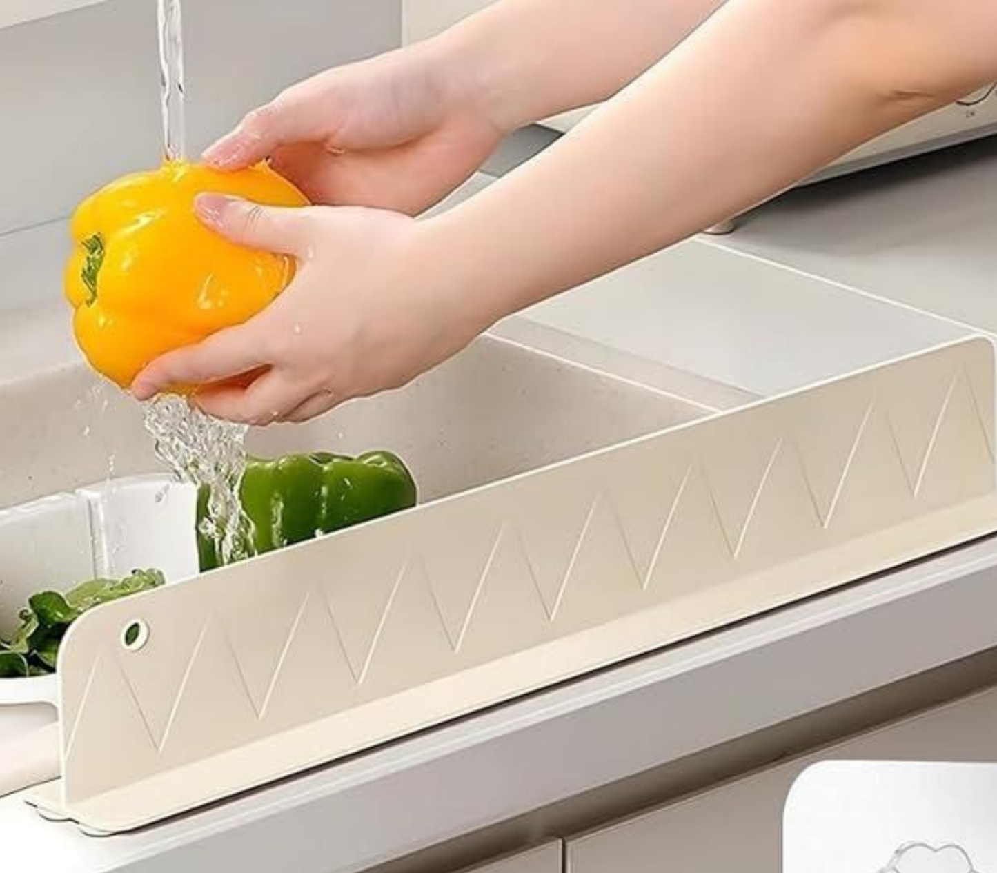 SplashLock™ Silicone Sink Guard I No spills. No mess.